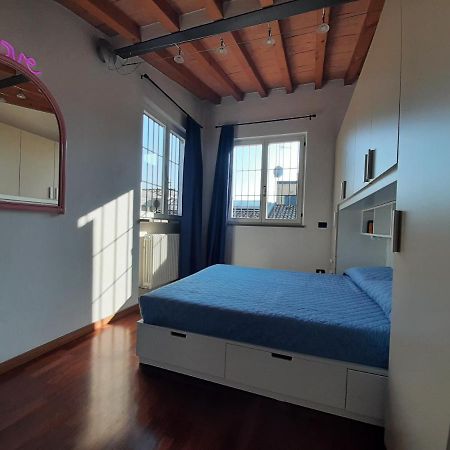Appartamento Sui Tetti Di Parma Exteriér fotografie