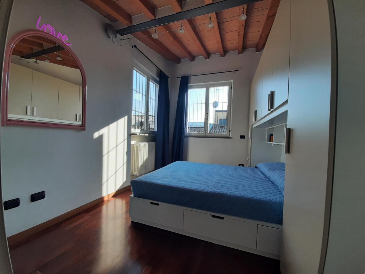 Appartamento Sui Tetti Di Parma Exteriér fotografie